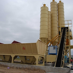 universal concrete batching plant